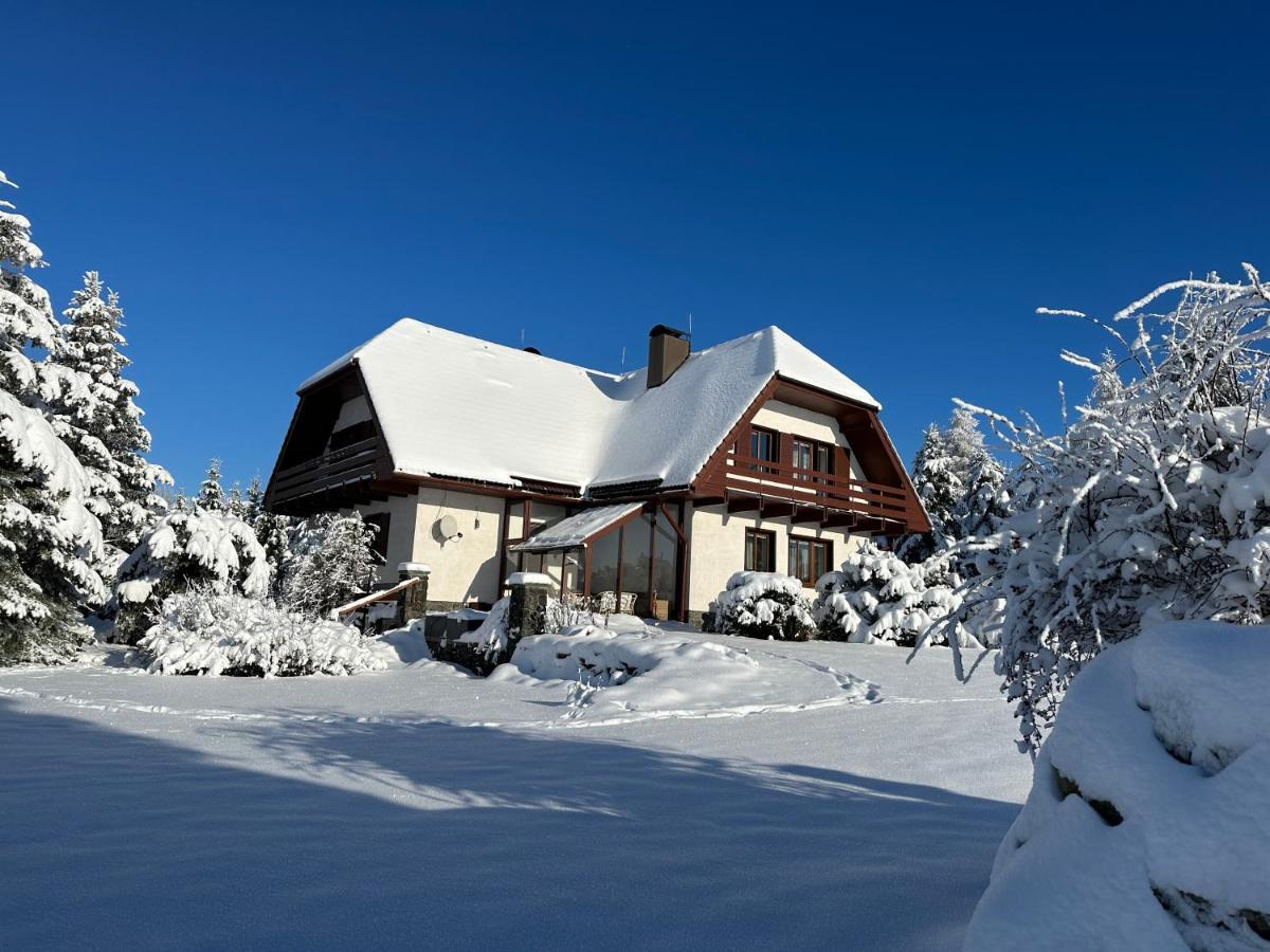 Penzion Harvanek Vlachovice Exteriér fotografie